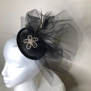 Beautiful New Black Tulle Feather Fascinator with Vintage Brooch